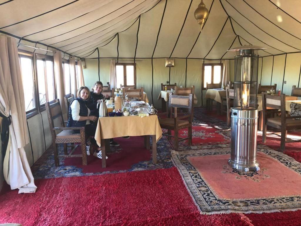 Hotel Sahara Luxury Camp Vip Merzouga Zewnętrze zdjęcie