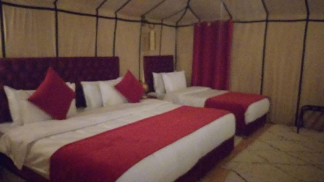 Hotel Sahara Luxury Camp Vip Merzouga Zewnętrze zdjęcie